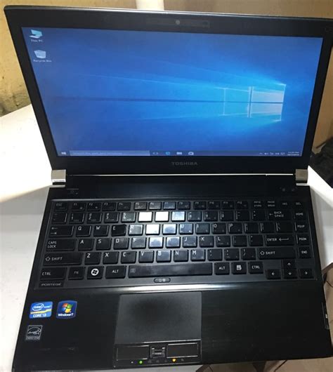 Toshiba Portege R830 Windows